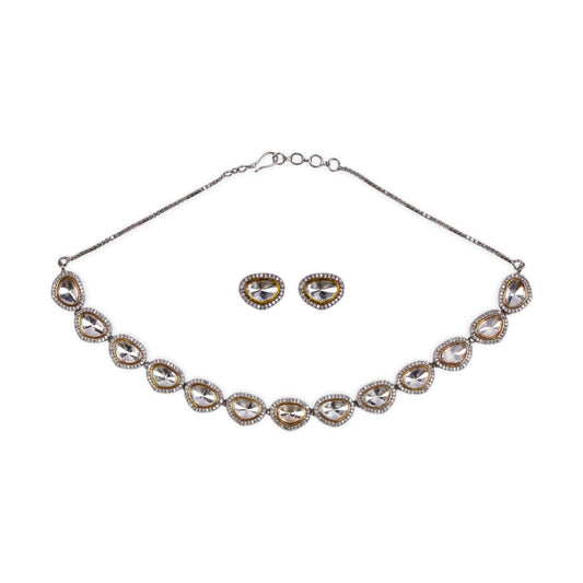 Uncut Kundan AD Necklace with Matching Studs: A Stunning Single-Line Design, Skillfully Polished in Elegant Gold and Silver Tones