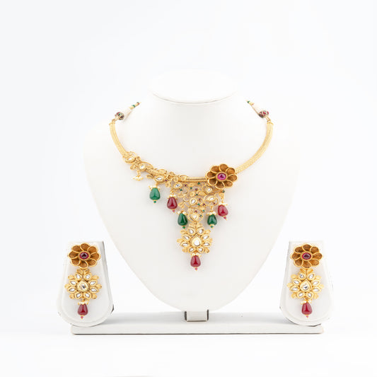 Kundan studded Antique Temple Hasli Style Necklace Set with Pendant and Earrings