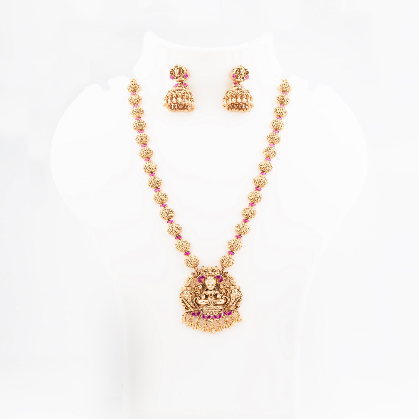 Temple Lakshmi Antique Long Set in a half-ball pattern style – Traditional Elegance Redefined