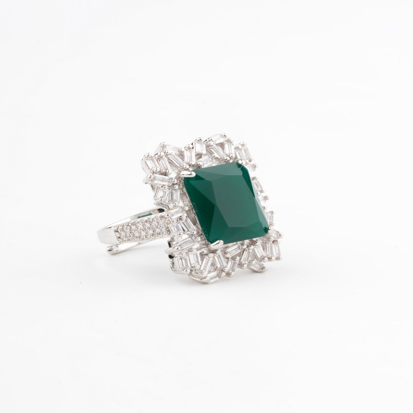 Royal Allure: Emerald Green Ring with Baguette-Cut American Diamonds