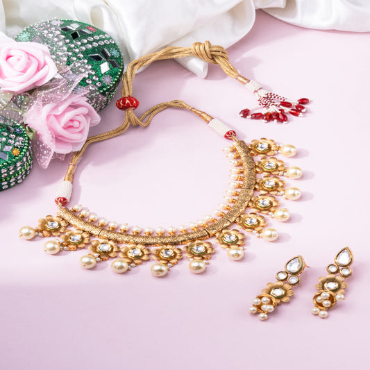 Elegant Vilandi Kundan Golden Necklace Set with Yellow and White Pearls