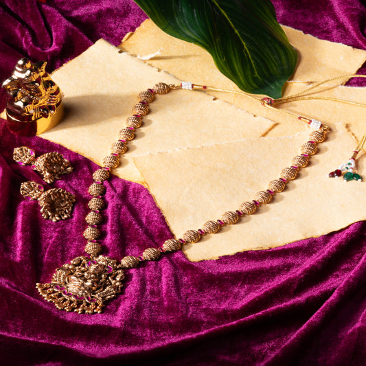 Temple Lakshmi Antique Long Set in a half-ball pattern style – Traditional Elegance Redefined